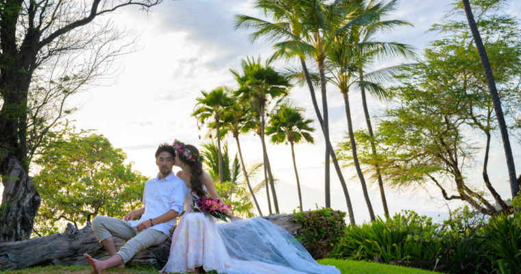 Romantic Elopement Wedding Shoot at Mokapu Beach, Wailea, Maui